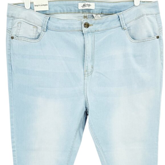 Hailey Womens CoolTech Thin Fabric Light Blue Stretch Denim Jeans Plus Sz 22 NWT - Picture 3 of 12